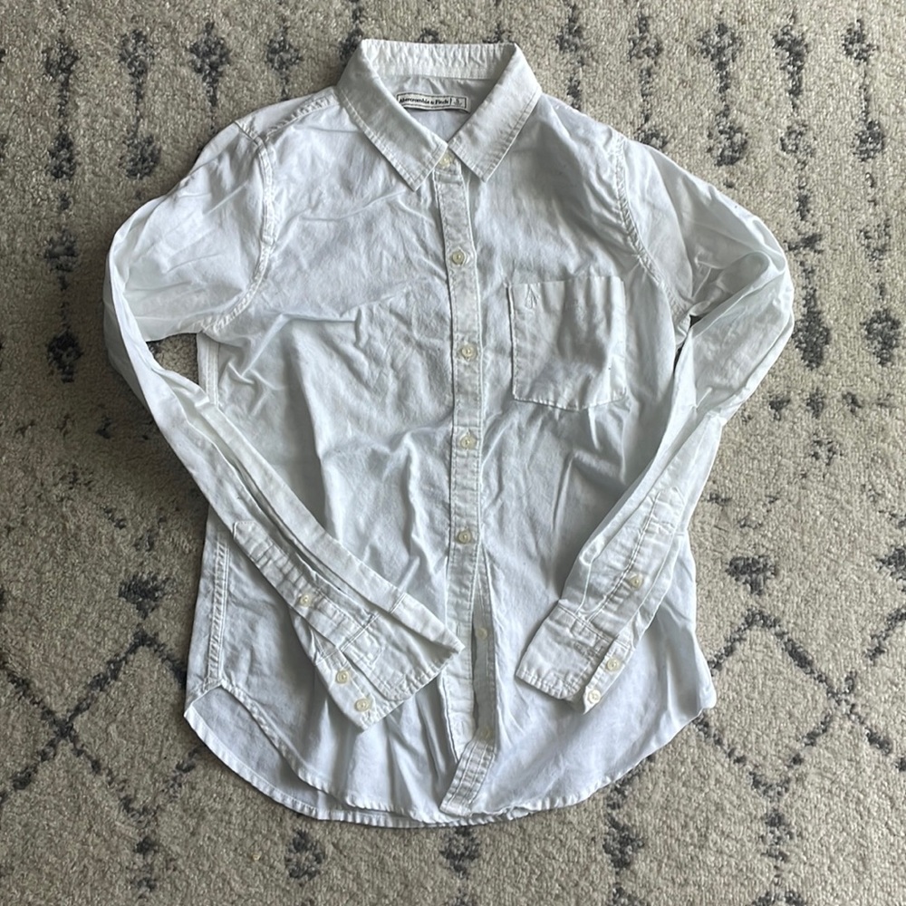 Abercrombie and Fitch top